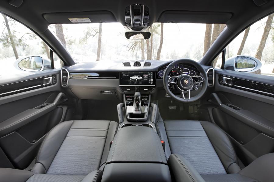 Торпедо Porsche Cayenne Coupe 2019 года  (AU) (фото 7 из 28)